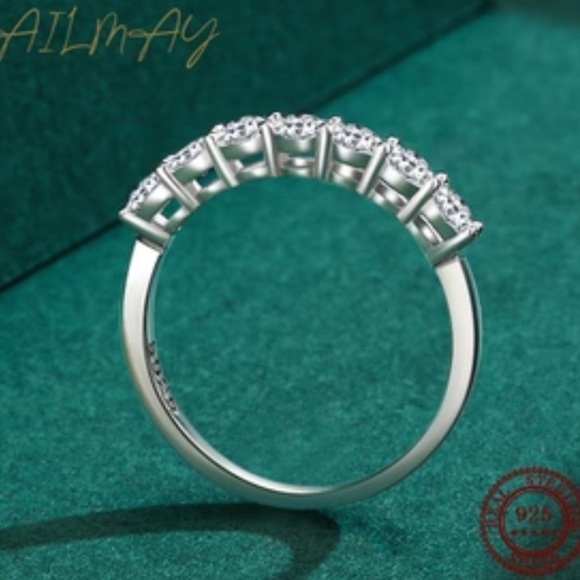 Ailmay Fine Jewelry Stirling Silver and Dazzling Zircon Ring Size 7 - Picture 4 of 13